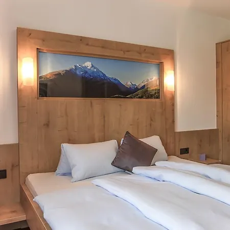 Holzknecht 2* ゼルデン