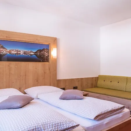 Guest house Holzknecht 2*