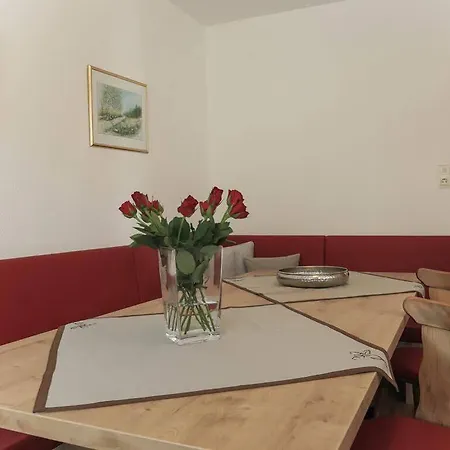 Pensionat Holzknecht 2*